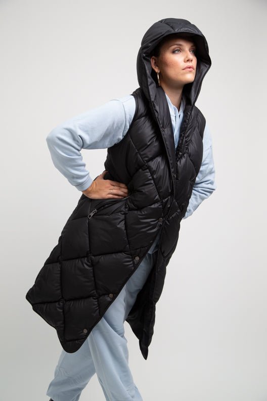 RECYCLED black long sleeveless puffer jacket - culthread