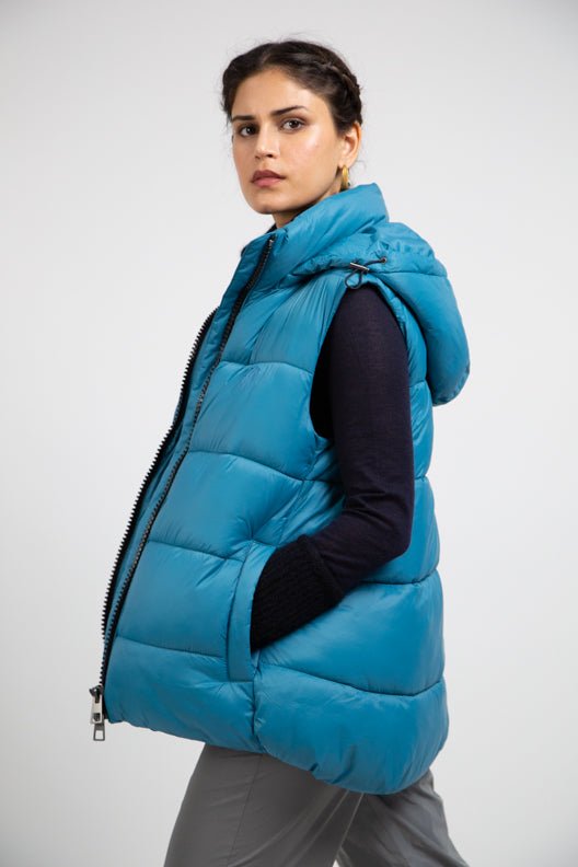 DEADSTOCK sky blue sleeveless puffer jacket - culthread