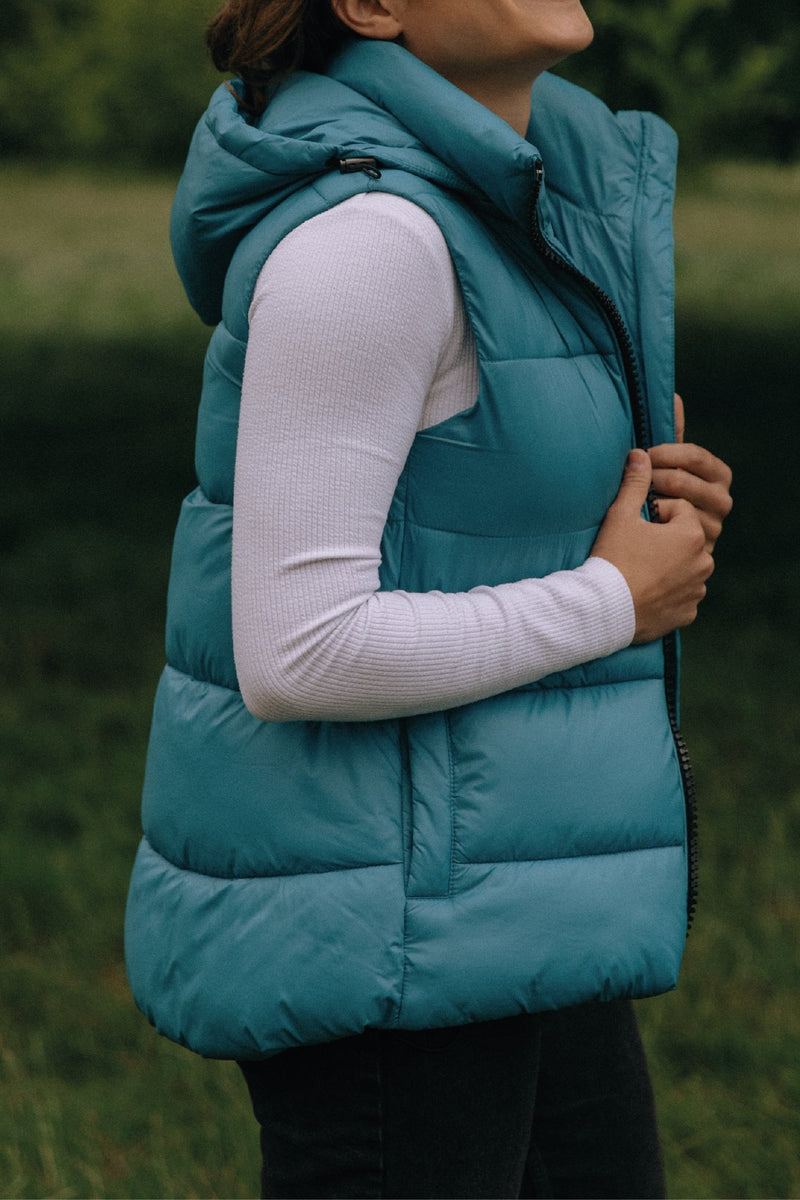 DEADSTOCK sky blue sleeveless puffer jacket - culthread